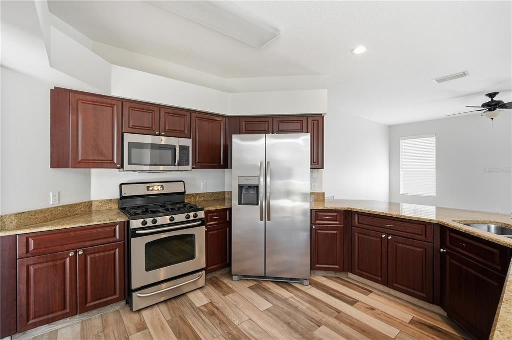 9810 Bennington Drive - Photo 18