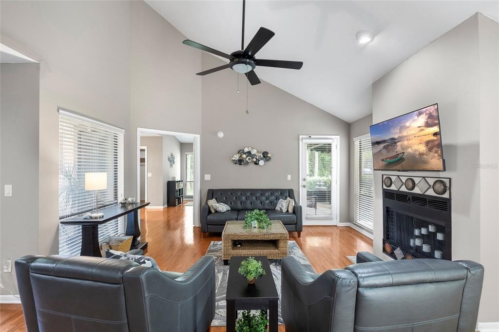 11520 Galleria Drive - Photo 5