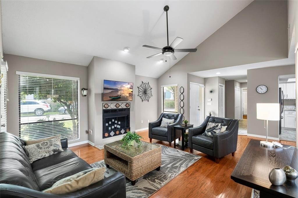 11520 Galleria Drive - Photo 6