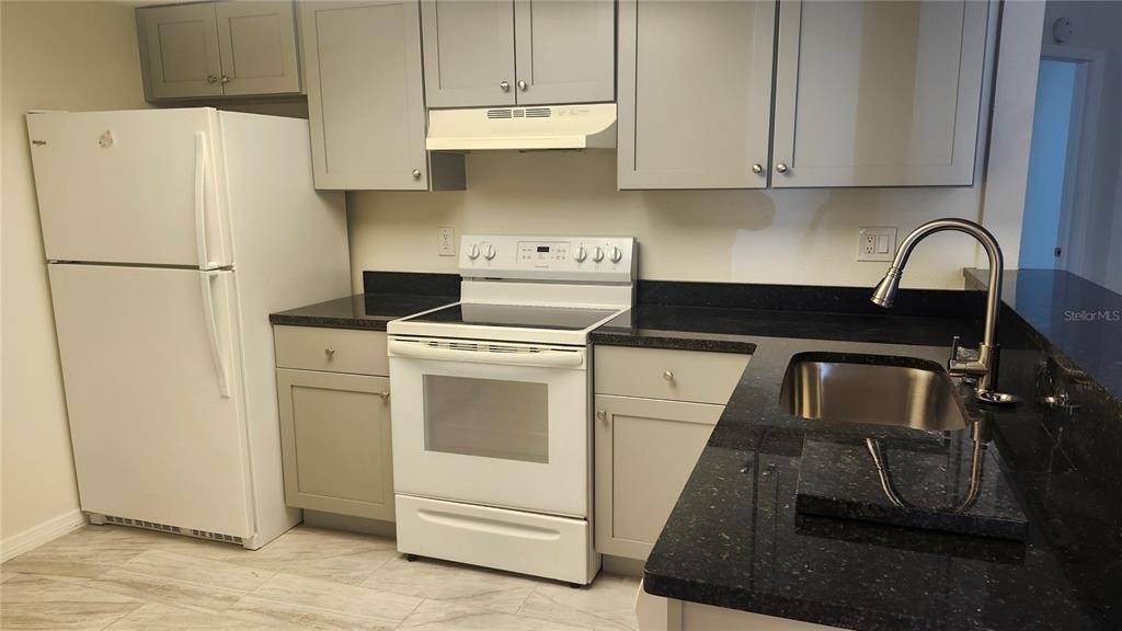 7413 Mead Drive - Photo 4