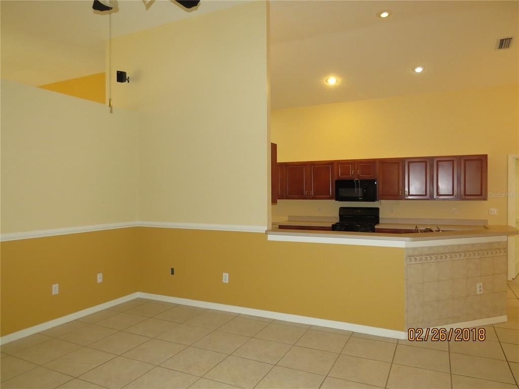 9427 Hunters Pond Drive - Photo 5