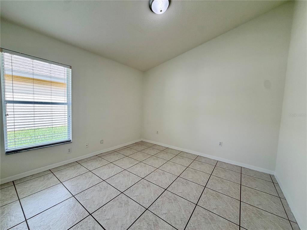 9427 Hunters Pond Drive - Photo 11