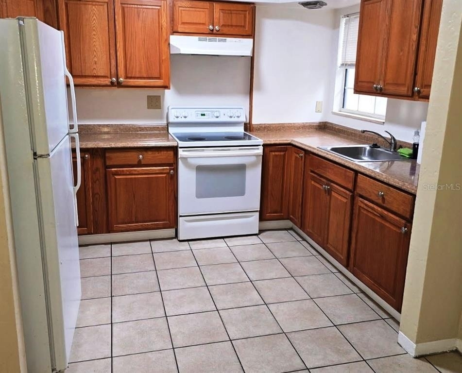 716 21st Street N - Photo 5