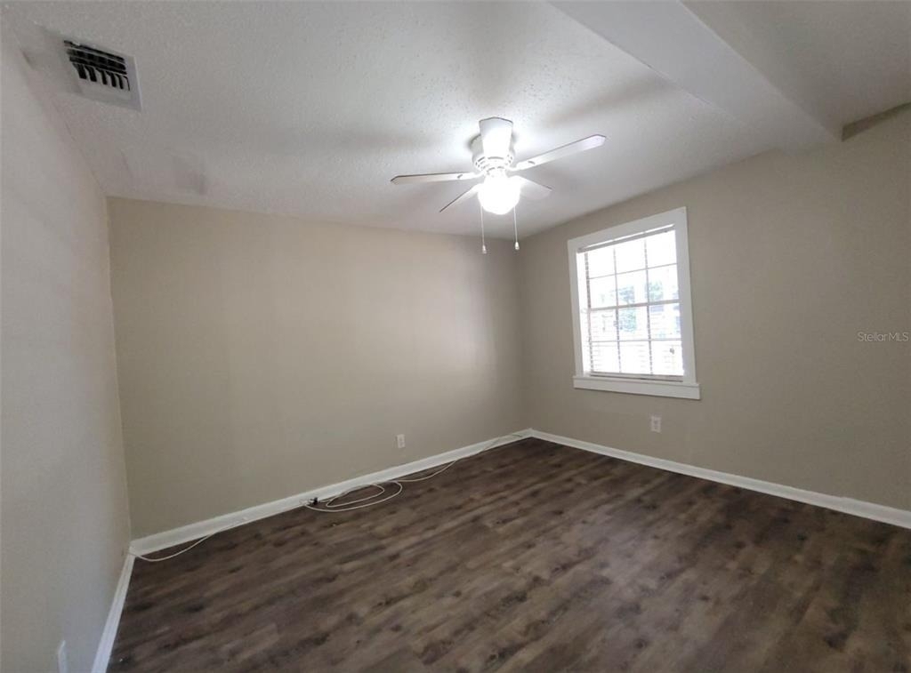 1504 E 99th Avenue - Photo 8