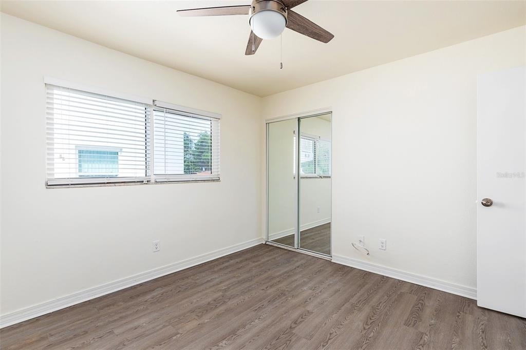 1142 Sunset Point Road - Photo 5