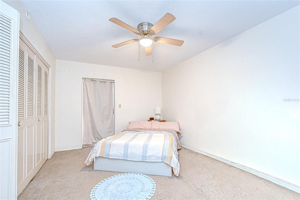 5150 10th Avenue N - Photo 10