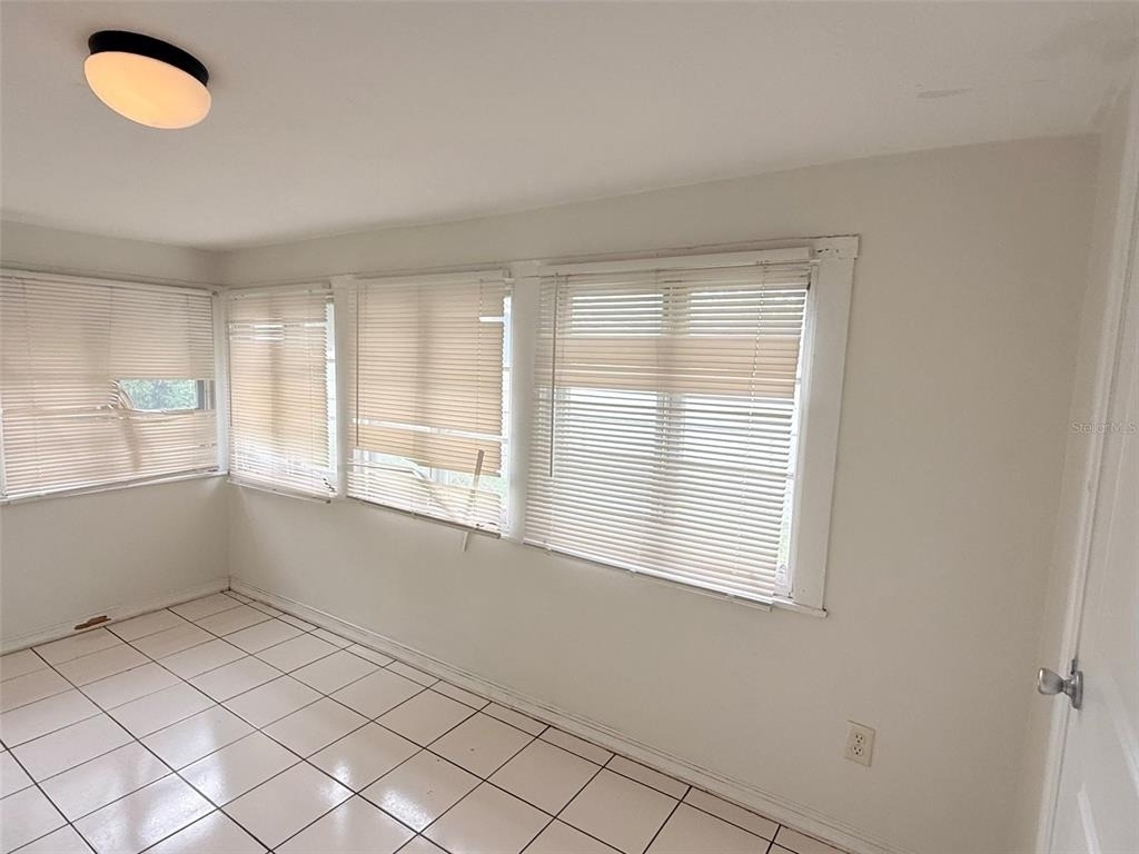 5013 20th Street N - Photo 11