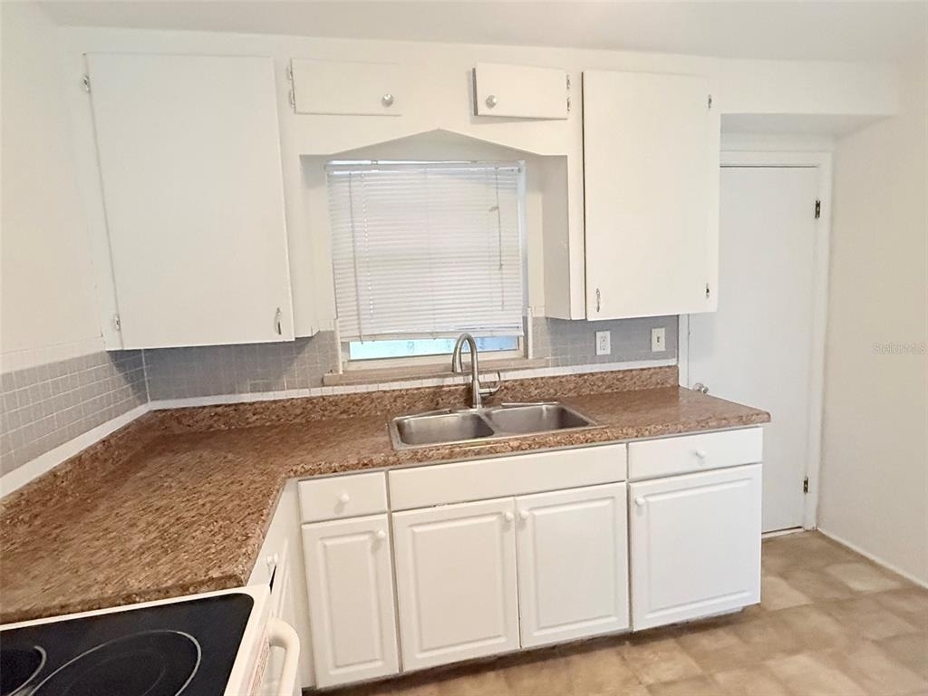 5013 20th Street N - Photo 7