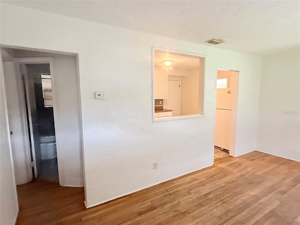 5013 20th Street N - Photo 4