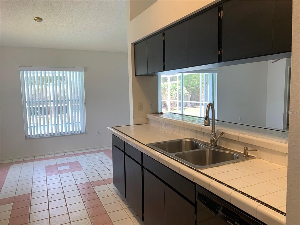 11417 Glenmont Drive - Photo 2