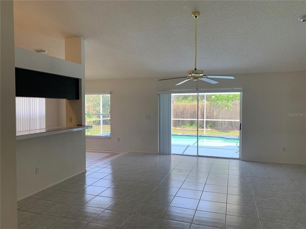 11417 Glenmont Drive - Photo 3