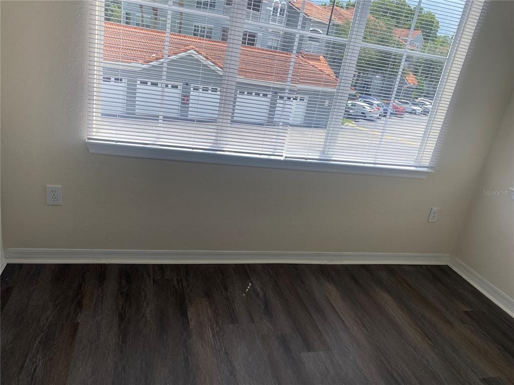 18001 Richmond Place Drive - Photo 17