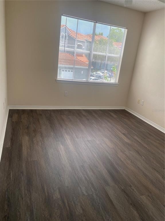 18001 Richmond Place Drive - Photo 8