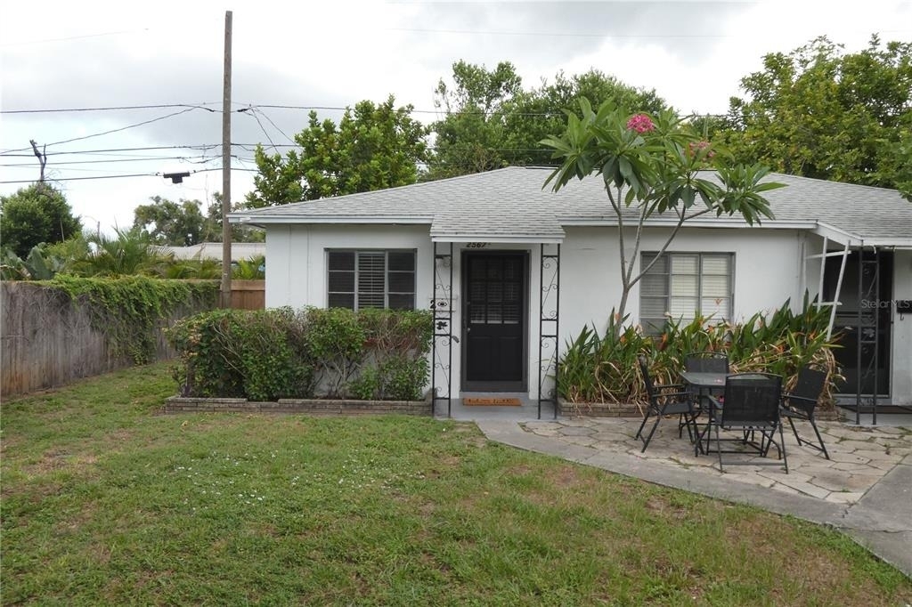2567 15th Avenue N - Photo 0