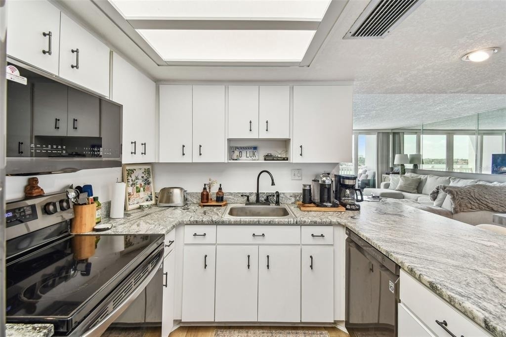 500 Treasure Island Causeway - Photo 13