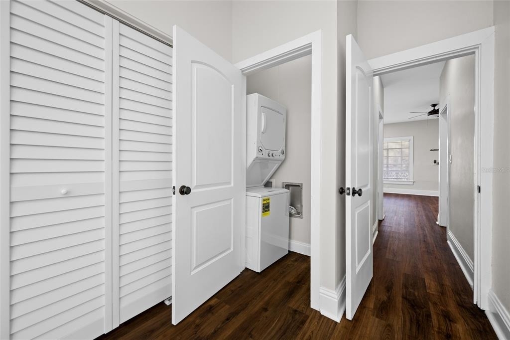 1700 Park Street N - Photo 18