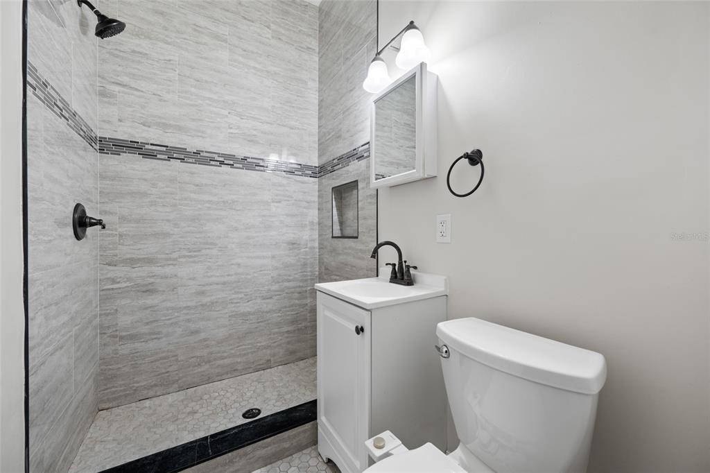 1700 Park Street N - Photo 10