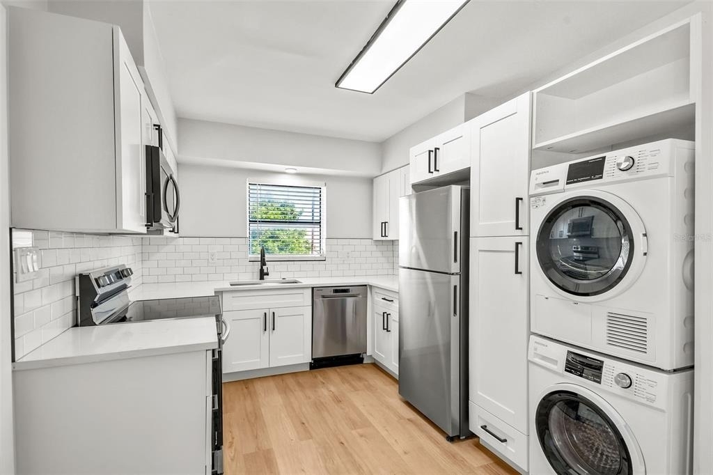 300 S Nimbus Avenue - Photo 1