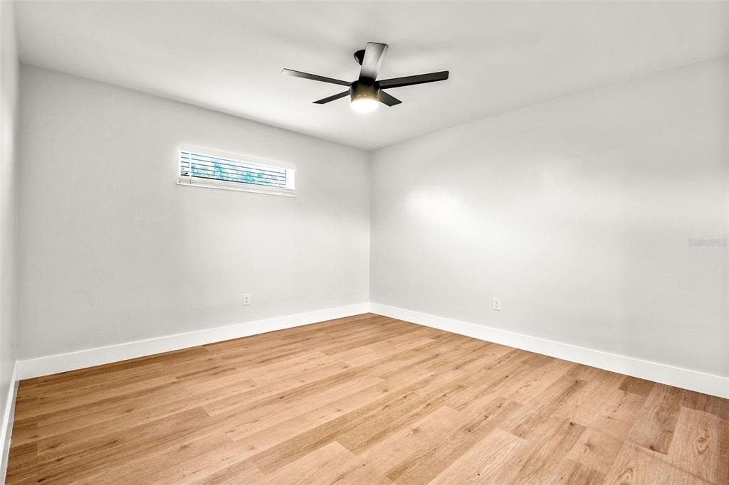 300 S Nimbus Avenue - Photo 7
