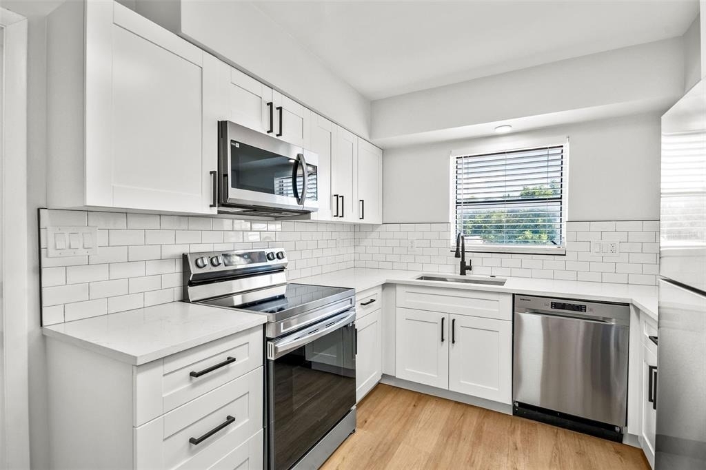 300 S Nimbus Avenue - Photo 0