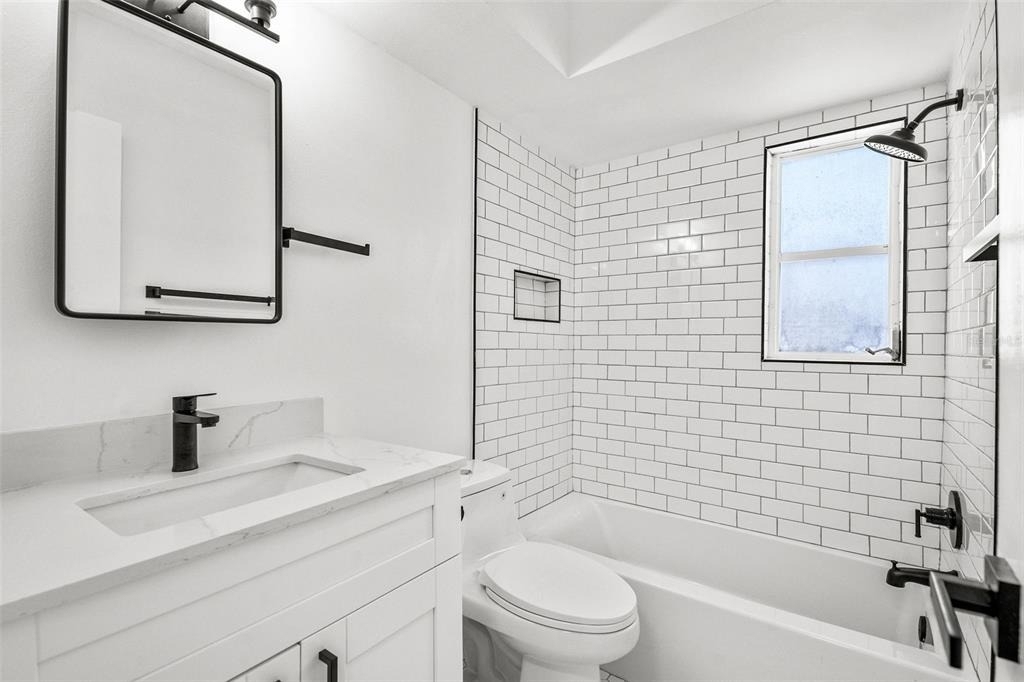 300 S Nimbus Avenue - Photo 5