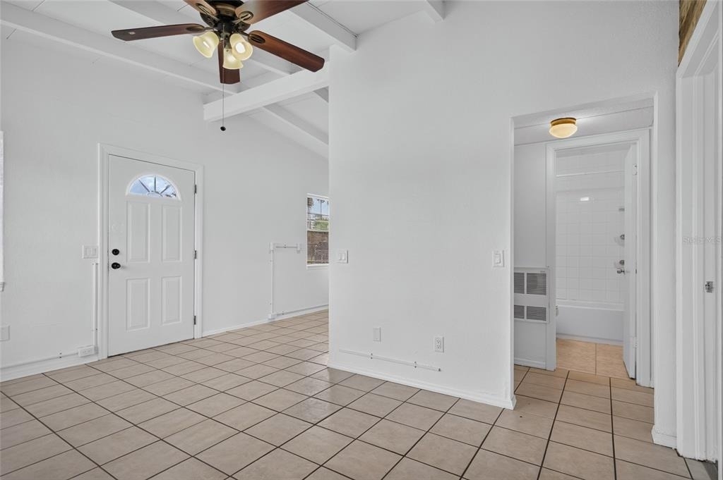 7508 N Thatcher Avenue - Photo 5