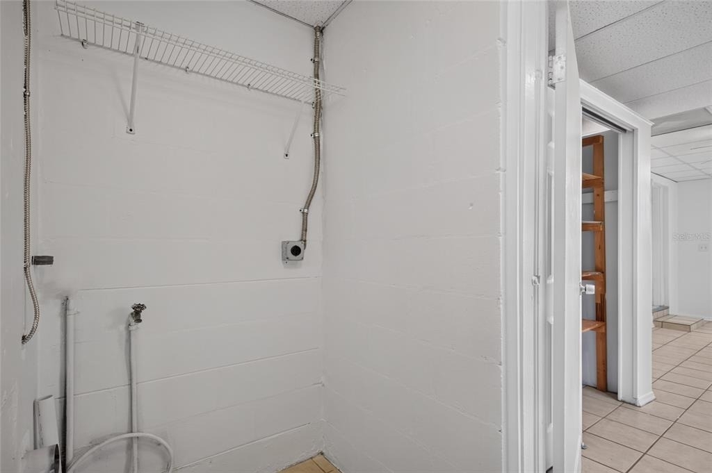 7508 N Thatcher Avenue - Photo 15