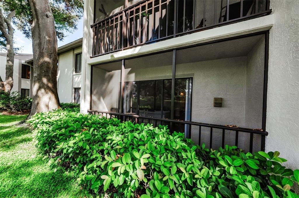 2575 Pine Ridge Way S - Photo 0