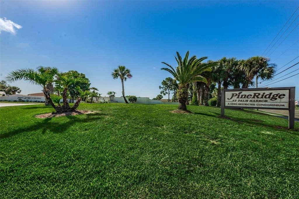 2575 Pine Ridge Way S - Photo 15