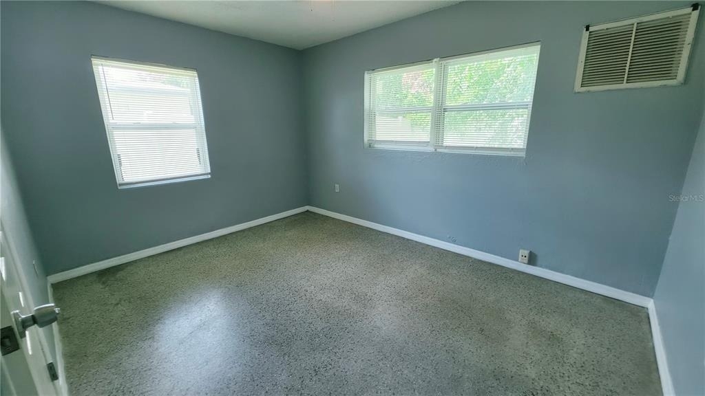 4615 Edgewater Drive - Photo 6