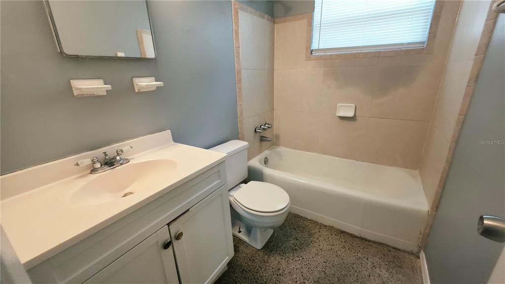 4615 Edgewater Drive - Photo 8