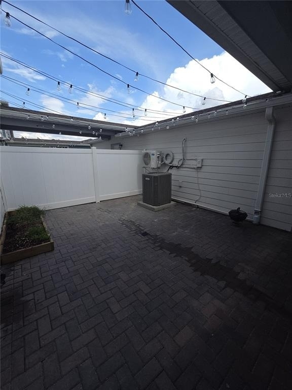 9740 Brown Burrow Street - Photo 2