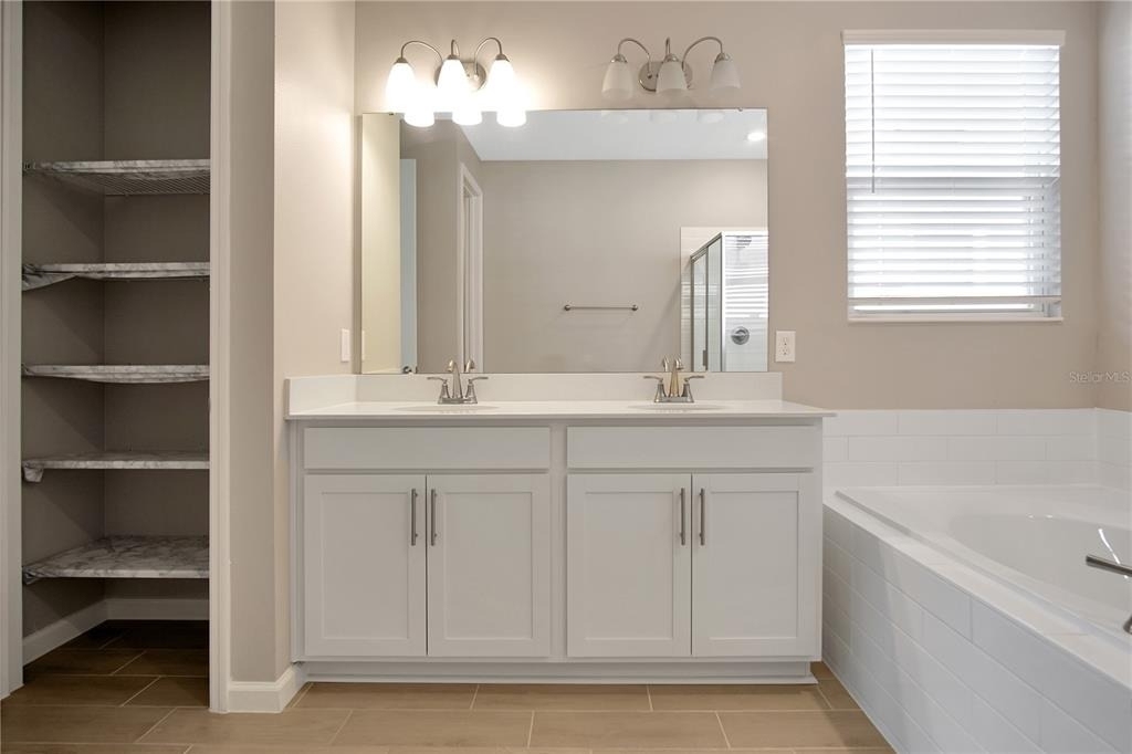 3324 Chicory Court - Photo 18