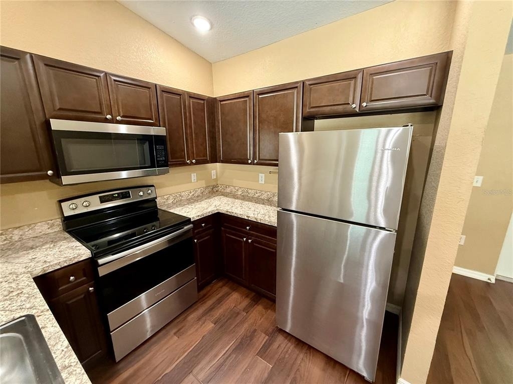 766 Nw 59th Avenue - Photo 6