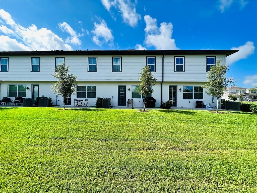 1561 Discovery Street - Photo 12