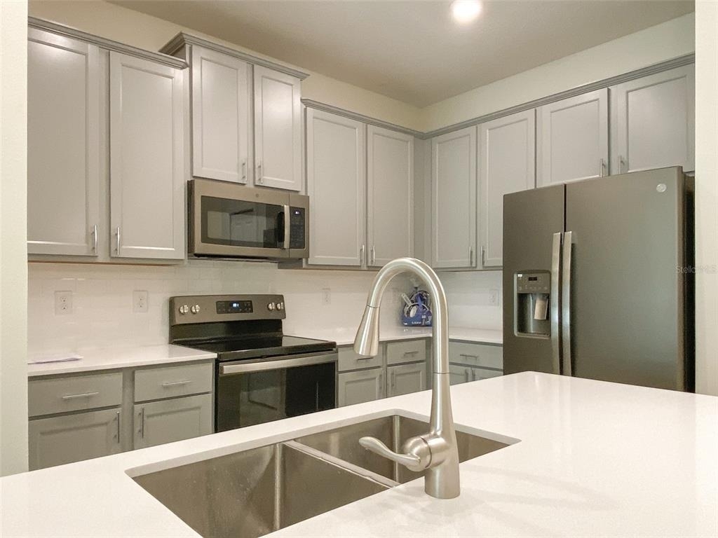 10010 Red Eagle Drive - Photo 5