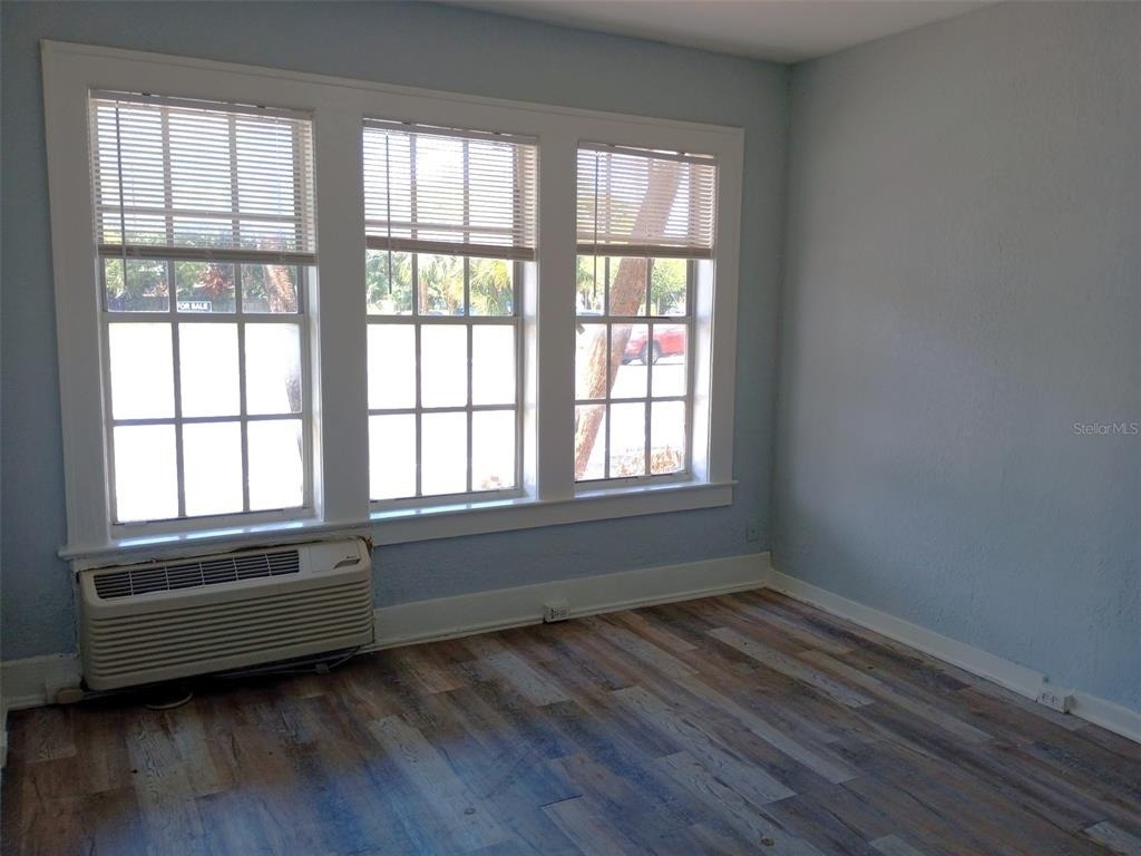 704 Cordova Drive - Photo 5