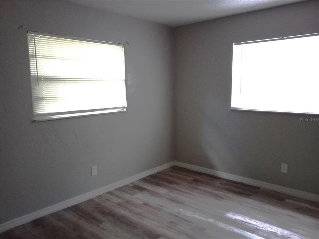 1225 Kennedy Road - Photo 4
