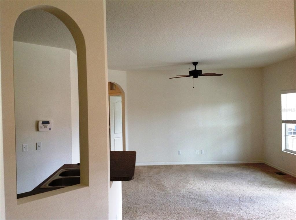 2300 Betsy Ross Lane - Photo 3