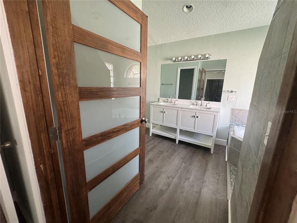 10941 Mill Pond Way - Photo 19
