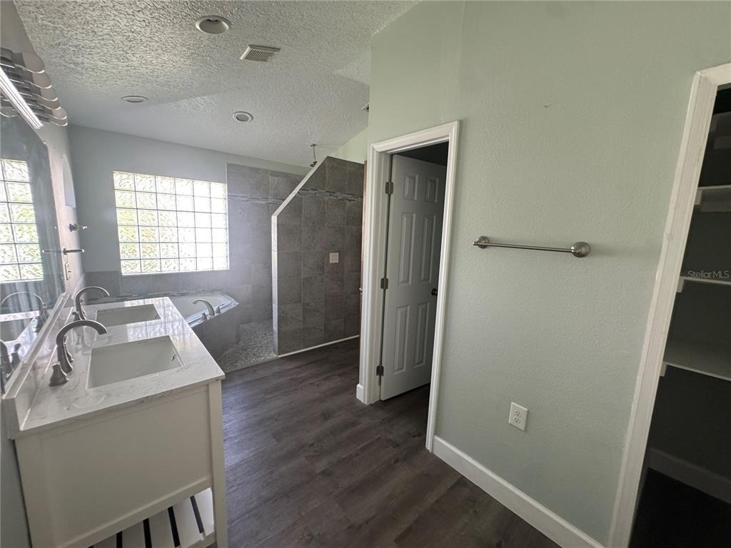 10941 Mill Pond Way - Photo 15