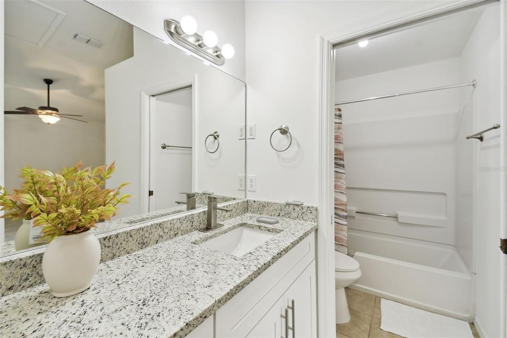 8827 Grand Palms Circle - Photo 24