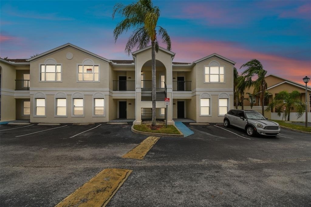 8827 Grand Palms Circle - Photo 0