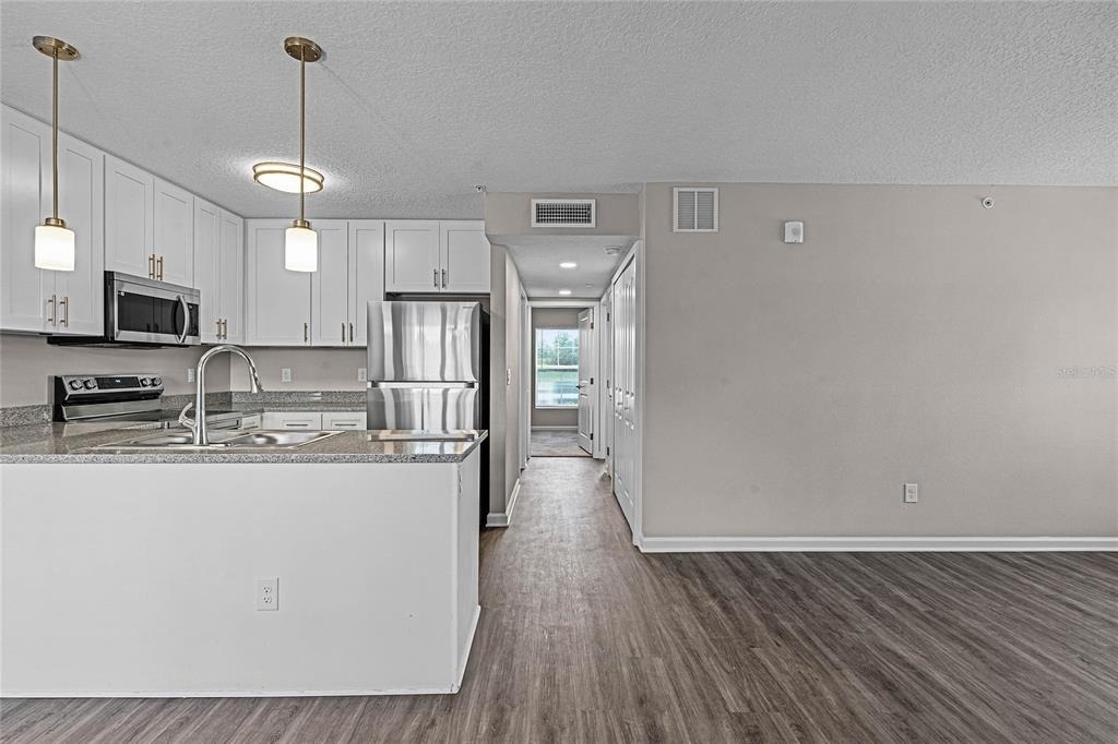 1974 S Goldenrod Road Road - Photo 2