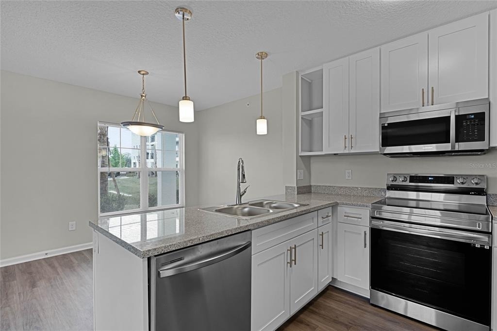 1974 S Goldenrod Road Road - Photo 1