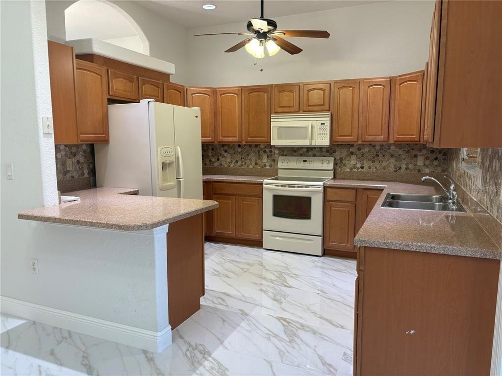 1150 Creekview - Photo 9