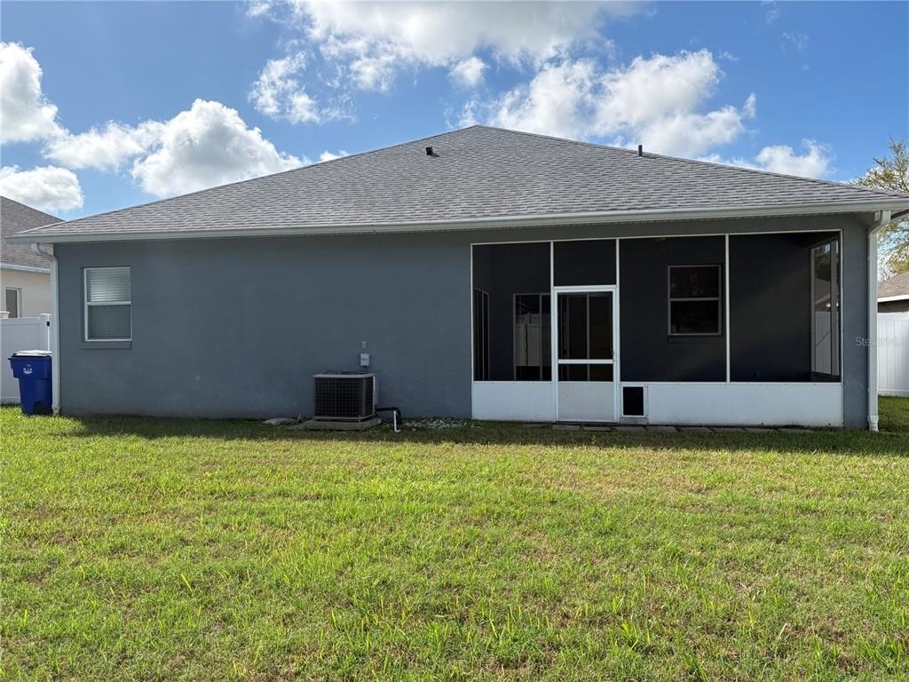 1150 Creekview - Photo 2