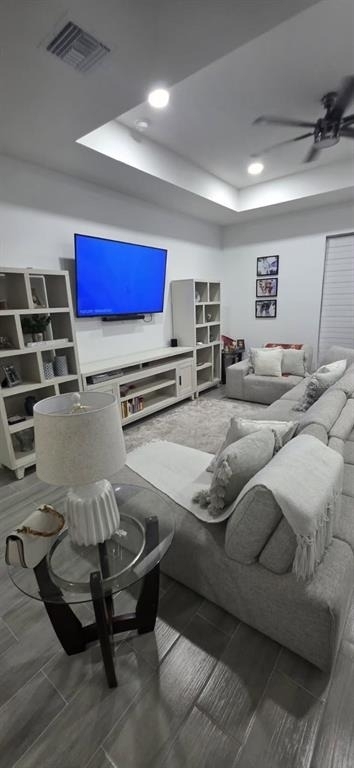 1405 Unice Avenue N - Photo 8