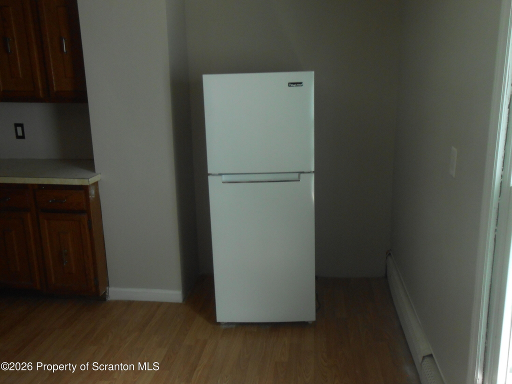 530 N Main Avenue - Photo 2