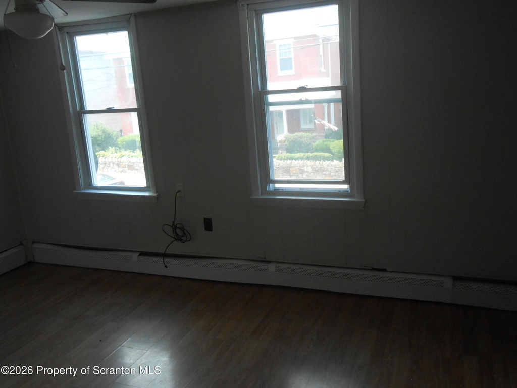 530 N Main Avenue - Photo 8